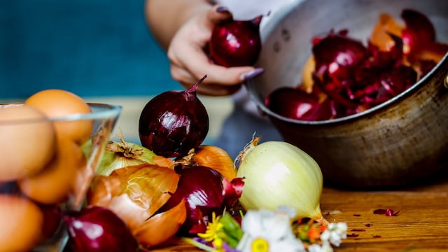 Health benefits for raw onions or pyaaz for diabetics.