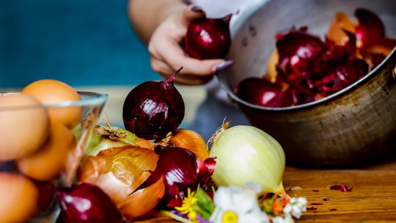 Raw Onions Health Benefits: Is Consuming Pyaaz Beneficial For Diabetes?