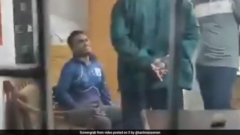 पुलिस के सामने... तस्लीमा नसरीन ने बताया कैसे की गई बांग्लादेश में दीपू की लिंचिग