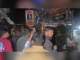 खाटूश्यामजी जा रही स्‍लीपर बस हादसे का शिकार, 3 लोगों की मौत; 28 घायल