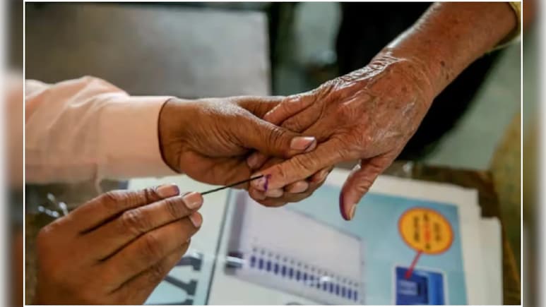 महाराष्ट्र निकाय चुनाव 2025! मतदान संपन्न, कल आएंगे नतीजे; बोगस वोटिंग के आरोप और हंगामे के बीच हिंगोली में सबसे अधिक वोटिंग