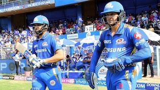 IPL 2026 नीलामी के बाद कैसी नजर आती हैं 10 टीमें? कौन कितने में बिका, एक नजर यहां दौड़ा लें