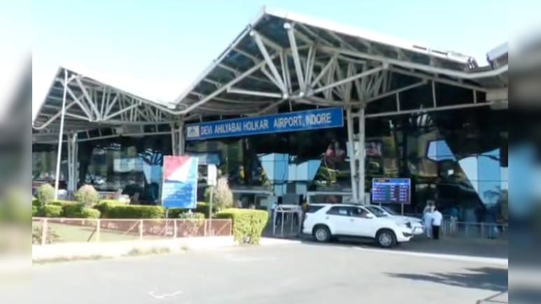 इंदौर एयरपोर्ट पर IndiGo संकट जारी! मंगलवार को 13 फ्लाइट रद्द, यात्रियों की बढ़ी परेशानी