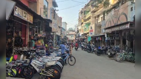 बलौदा बाजार में पुलिस चेकिंग, वसूली और सुविधाओं की कमी से भड़के व्यापारी, मंत्री को द&zwj;िया ज्ञापन