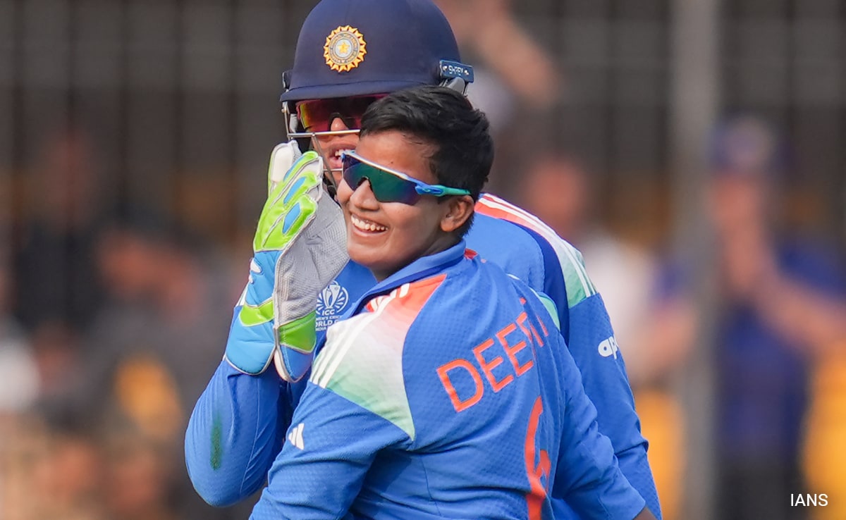 Deepti Sharma Fit To Play 3rd T20I vs Sri Lanka: India Coach Amol Muzumdar