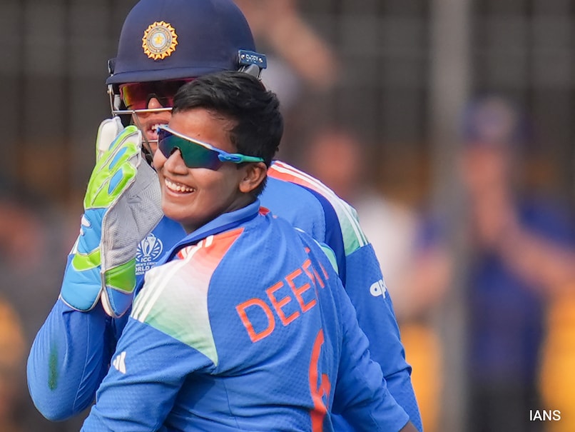 Deepti Sharma Fit To Play 3rd T20I vs Sri Lanka: India Coach Amol Muzumdar