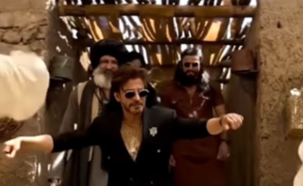 Viral Video: शाहरुख खान बने रहमान डकैत तो जनता ने किया रिजेक्ट, बोले- अक्षय खन्ना ही सही