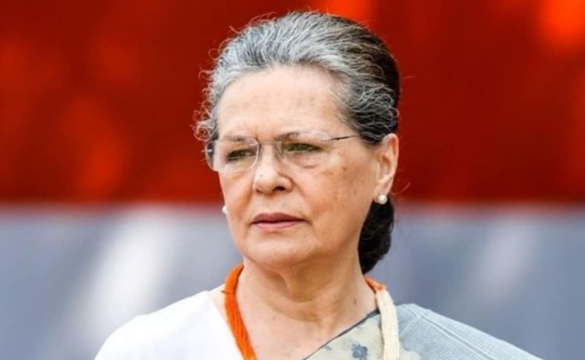 डॉक्टर ने बताया सांस की इस बीमारी के चलते अस्पताल में एडमिट हुईं सोनिया गांधी, क्या दिल्ली का पॉल्यूशन है वजह? डॉक्टर ने बताया सांस की इस बीमारी के चलते अस्पताल में एडमिट हुईं सोनिया गांधी, क्या दिल्ली का पॉल्यूशन है वजह?