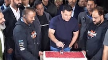 On 60th Birthday, Salman Khan Cuts Cake, Celebrates With Paps