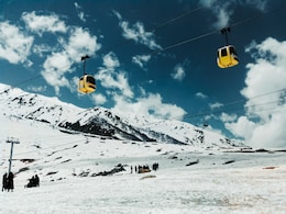 Gulmarg Turns Dreamy As <i>Chillai Kalan</i> Begins: A Seasonal Guide For Travellers