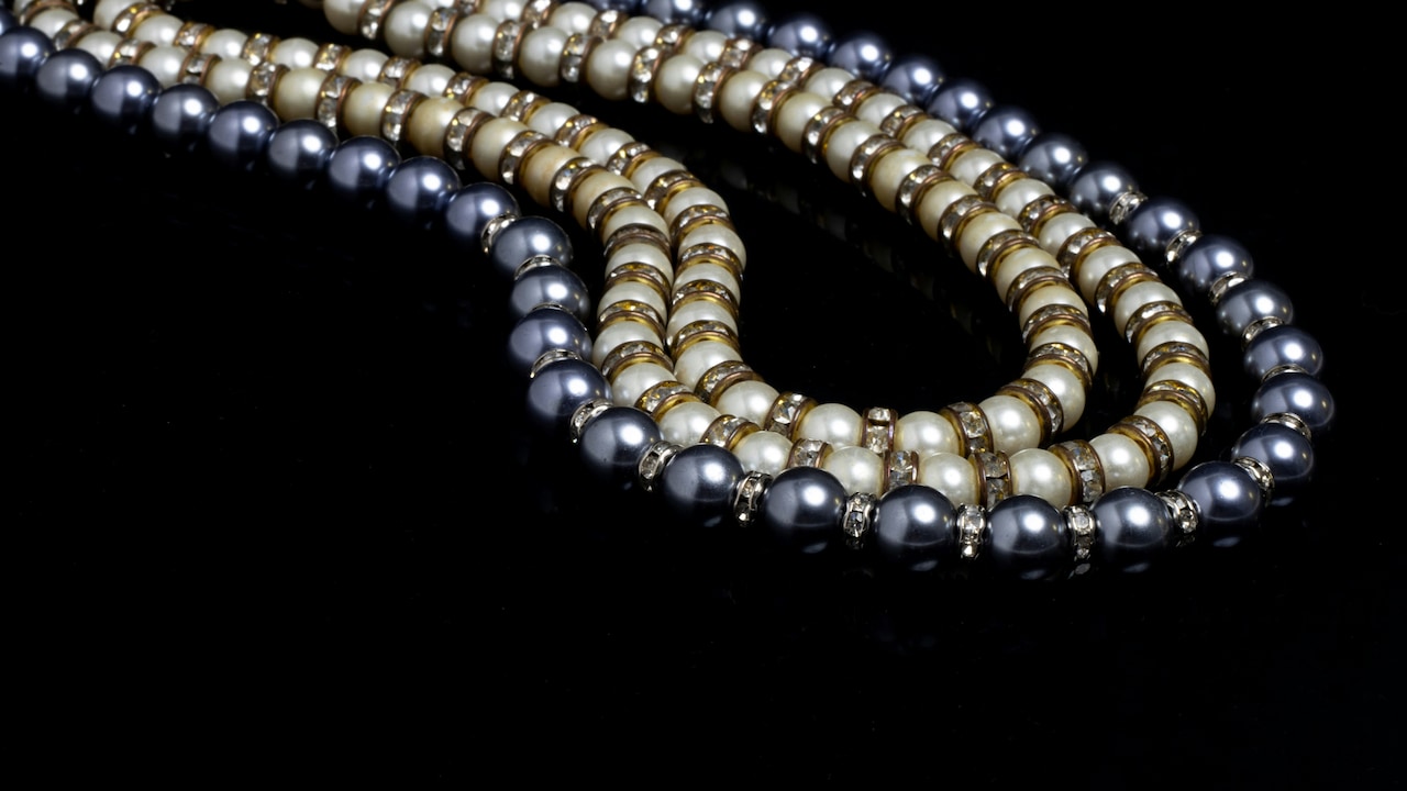 Amazon Serve Sale: Silver Chain Necklaces For Daily And Festive Wear