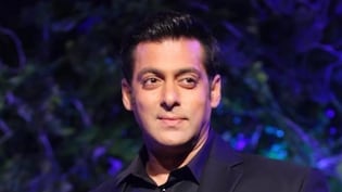 Salman Khan Birthday Live Updates: सलमान खान मना रहे हैं 60वां बर्थडे, देखें कौन-कौन हुआ पार्टी में शामिल