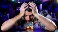 Hangover Kaise Thik Kare: नए साल पर हैंगओवर को तुरंत कैसे कम करें? हैंगओवर कितने समय तक रहता है, जान‍िए यहां