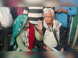 Rajasthan: जब समस्या लेकर पहुंची महिला, मंत्री किरोड़ीलाल मीणा ने उसके हाथ पर लिखकर किया वादा