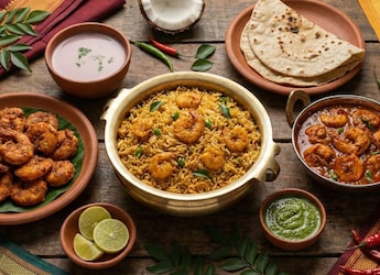 Love Seafood? You Must Try These 8 Prawn Dishes From Maharashtra