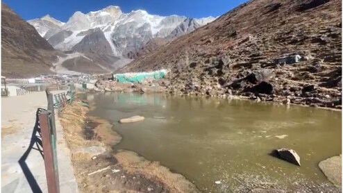 केदारनाथ में पड़ गया बर्फ का सूखा, सफेद चादर हुई गायब, आखिर हुआ क्या?