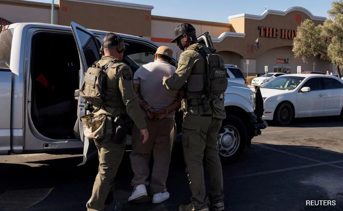 Immigration Crackdown Leaves Teens Caretaking Detained Parents