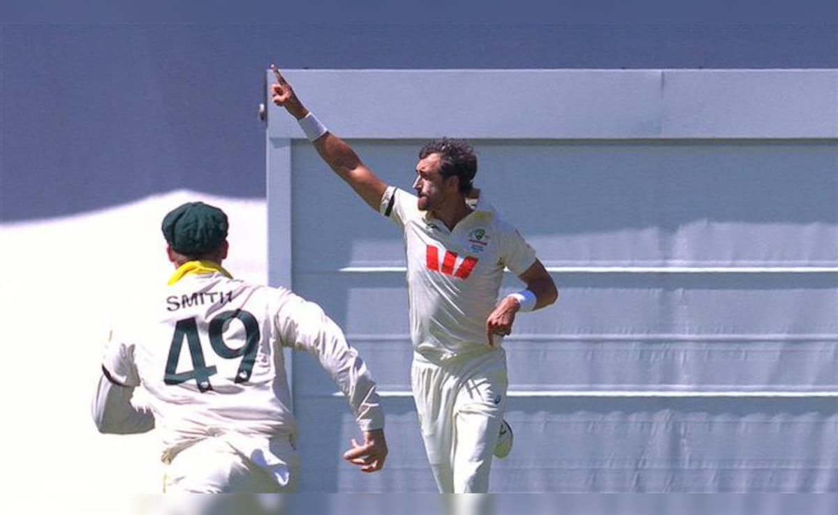 AUS vs ENG, 2nd Test: मिचेल स्टार्क का टेस्ट में तहलका, वसीम अकरम का वर्ल्ड रिकॉर्ड तोड़ रच दिया इतिहास