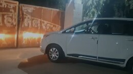 बारात का स्&zwj;टीकर लगाकर 50 इनोवा गाड़ियों से कांग्रेस MLA की फैक्ट्री पर पहुंची IT की टीम, फिर की छापेमारी