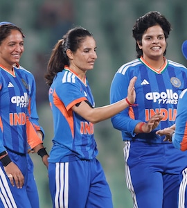 India Women vs Sri Lanka Women Live Updates 3rd T20I: Renuka Thakur Claims Her 3rd Wicket As SL Go Four Down vs India