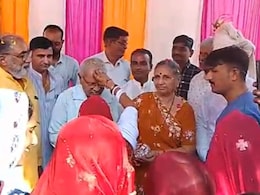 पीएम मोदी की बहन बसंतीबेन और बहनोई हंसमुखभाई घांची समाज के एक विवाह में पहुंचे, लोगों ने किया पारंपरिक स्वागत