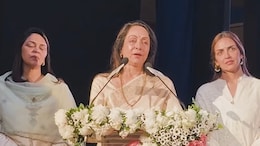 "<i>Humara Pyaar Sachcha Tha</i>": Hema Malini Gets Teary-Eyed As She Remembers Her Love Story With Dharmendra