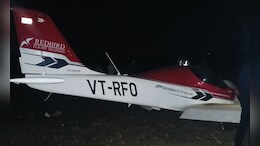 MP के सिवनी में ट्रेनी विमान क्रैश, हाई वोल्टेज लाइन से टकराने के बाद हुआ हादसा, कई गांवों की बिजली गुल