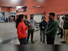 IAS Misha Singh: जायजा लेने देर रात खुद सड़क पर उतर गईं कलेक्टर मिशा सिंह, कमियां देख अफसरों को लगाई&nbsp;जमकर फटकार&nbsp;