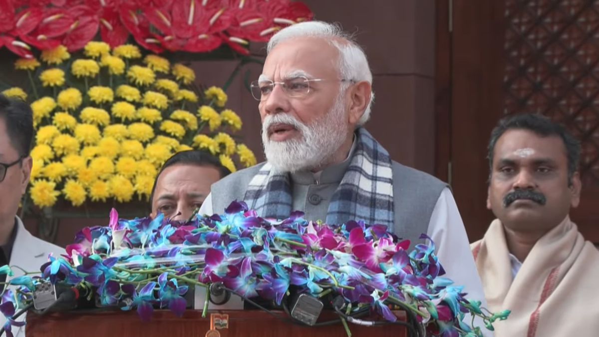 संसद का शीतकालीन सत्र आज से, पीएम मोदी कर रहे संबोधित