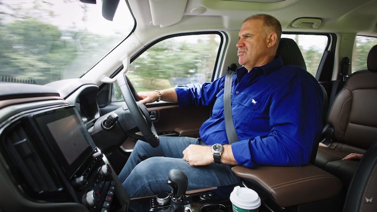 Former Australian Cricketer Matthew Hayden Explains Mahindra Scorpio N ADAS Variant