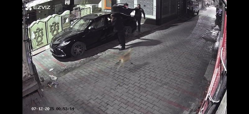 कार से निकलते ही धड़ाम से गिरे, सांस रुक गई... दोस्त की सूझबूझ से हार्ट अटैक में बची जान