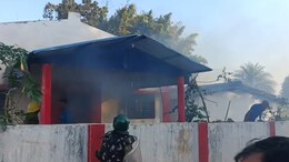 कांकेर में कब्र से शव निकालने पर पथराव: ASP समेत 20 पुलिसकर्मी घायल, चर्च में आगजनी; बड़े अफसरों का डेरा