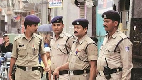 सतना में बीजेपी पार्षद के पति पर रेप का आरोप, आपत्तिजनक वीडियो वायरल करने की धमकी दी