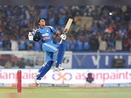 IND vs SA 3rd ODI: जायसवाल का नाबाद शतक, भारत ने मेहमानों को 9 विकेट से रौंदा, सीरीज पर किया 2-1 से कब्जा