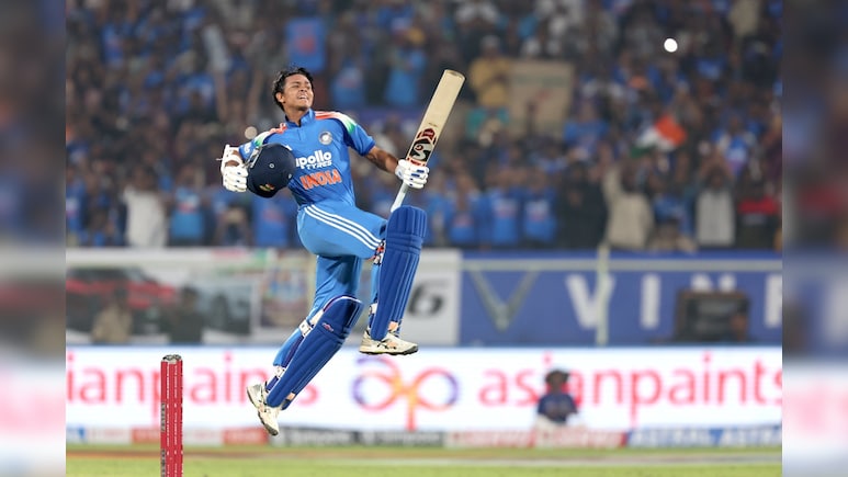 IND vs SA 3rd ODI: जायसवाल का नाबाद शतक, भारत ने मेहमानों को 9 विकेट से रौंदा, सीरीज पर किया 2-1 से कब्जा