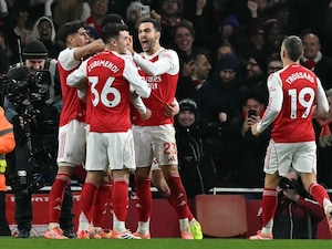 Arsenal End Aston Villa Winning Run; Manchester United, Chelsea Stumble