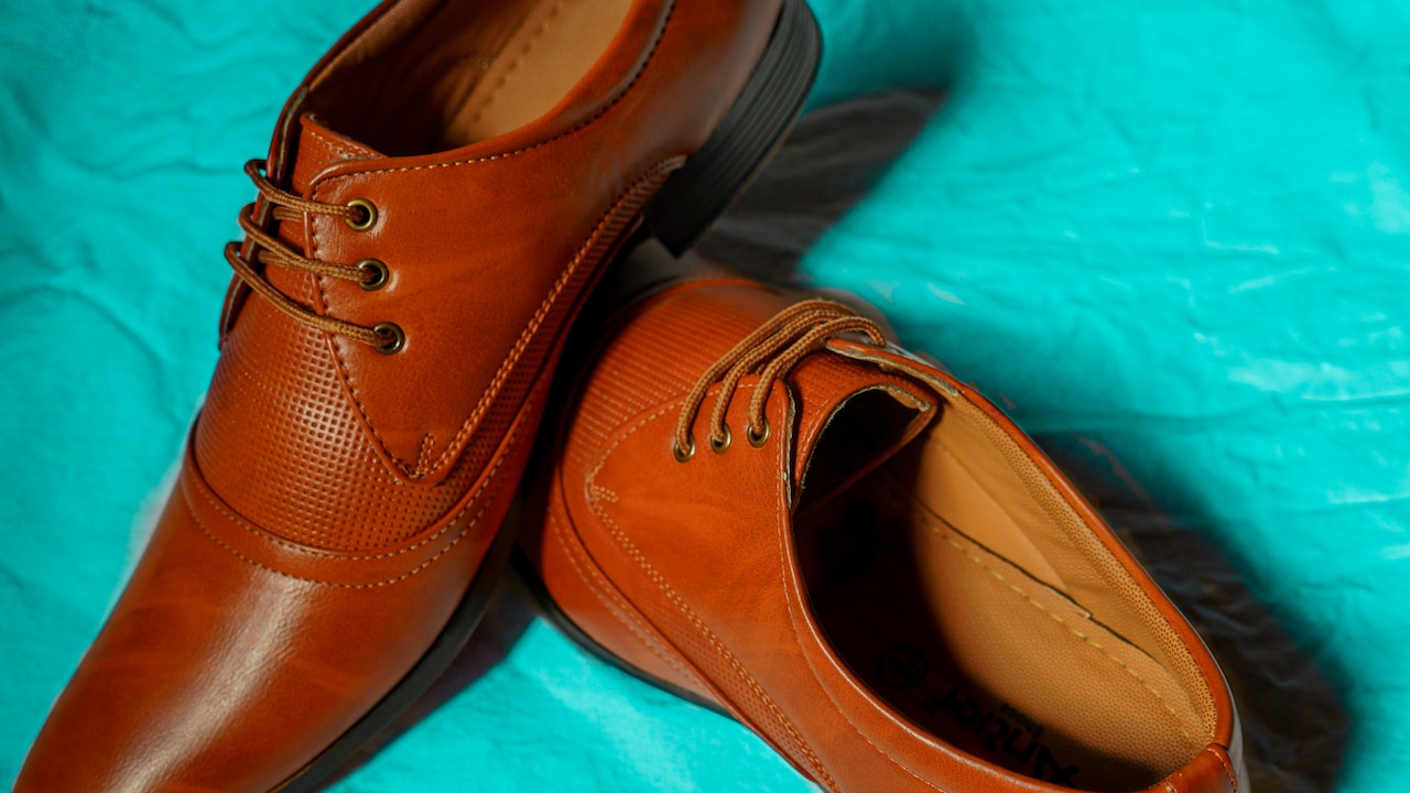 Which women footwear style will you choose to upgrade before 2025 ends? Which women footwear style will you choose to upgrade before 2025 ends?