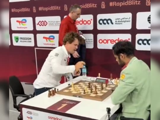 Magnus Carlsen Loses Cool After Shock Loss To Arjun Erigaisi At World Championship. Watch