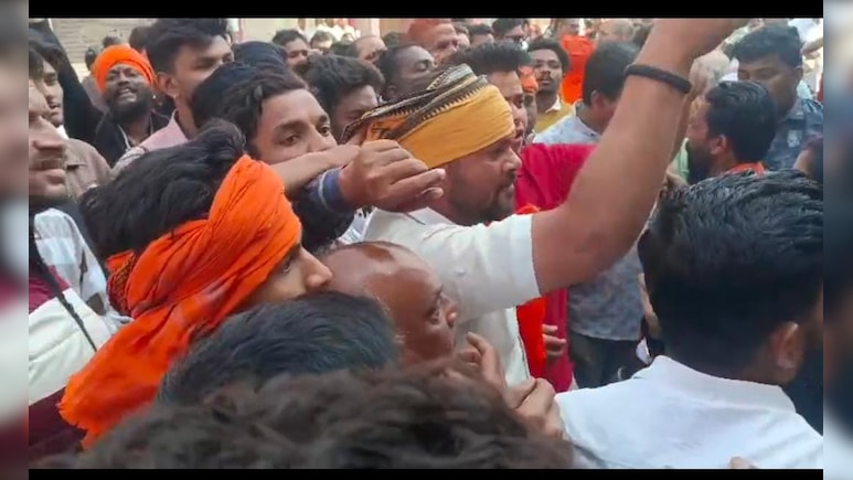 कांकेर धर्मांतरण बवाल.. रायपुर से लेकर बस्तर तक स्कूल-दुकानें बंद; लाठी-डंडे लेकर सड़कों पर उतरे हिंदू संगठन के लोग