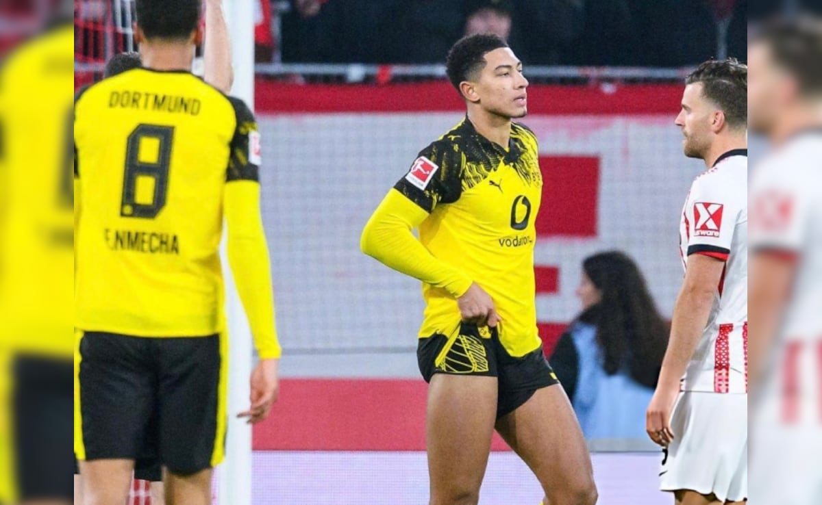 Borussia Dortmund Held At Freiburg After Jobe Bellingham Sees Red