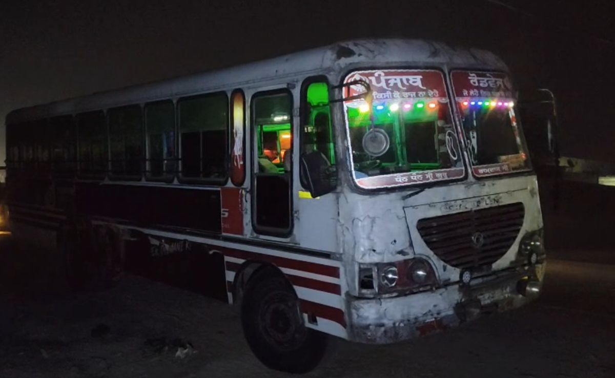 Motorcycle Gunmen Attack Punjab Roadways Bus, Conductor Injured in Shooting Incident
