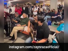 Viral Airport Concert: Passenger Sings Woh Lamhe Amid IndiGo Disruptions