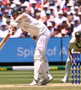 Australia vs England Live Score, 4th Ashes Test Day 2 LIVE: Mitchell Starc Strikes As Australia Get Big Wicket vs England