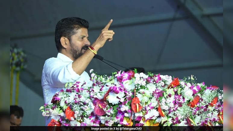 "As Long As I'm Alive, Gates Of Power Closed To KCR": Revanth Reddy