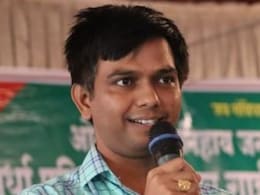 Wardha News : कराळे मास्तर वादाच्या भोवऱ्यात! कुंभमेळ्यातील साधूंबद्दलच्या 'त्या' वक्तव्यामुळे गुन्हा दाखल