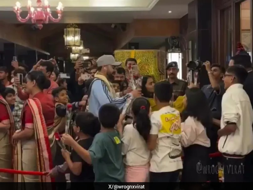 Watch: Virat Kohli Welcomed By Roses In Raipur, Smile On His Face Says It All