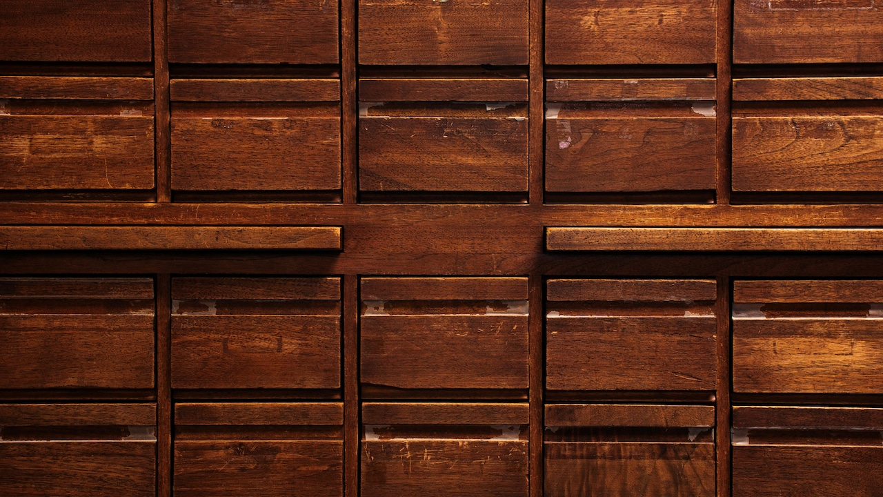 How To Buy A Wooden Cupboard Online: Tips For Reading Photos And Reviews How To Buy A Wooden Cupboard Online: Tips For Reading Photos And Reviews