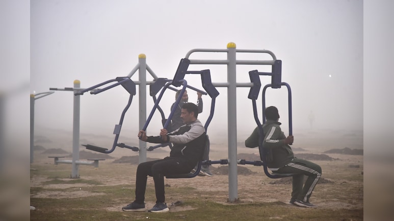 क्रिसमस पर न भयंकर सर्दी न कोहरा? दिल्ली NCR में क्यों बदला हुआ मौसम, जानें लखनऊ में कैसा रहेगा वेदर