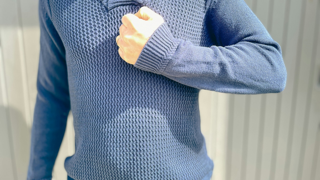 Buying Winter Sweaters? A Simple Guide To Wool, Acrylic And Blends