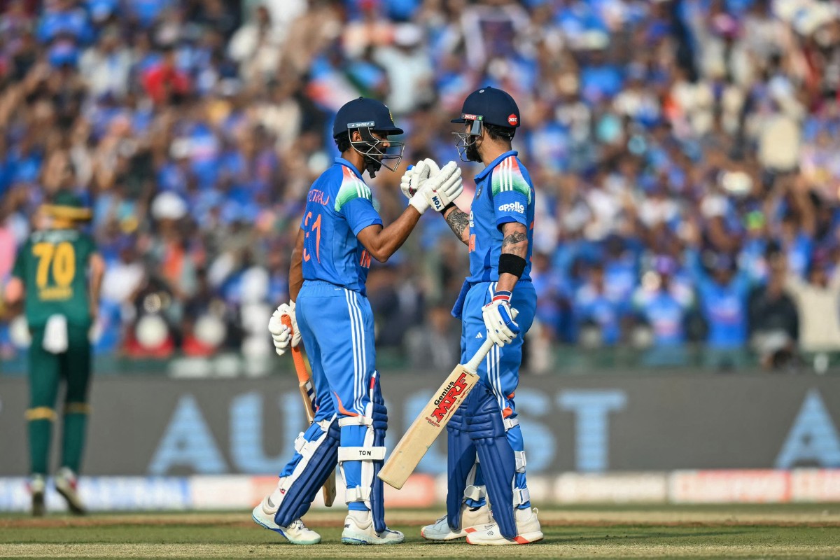 IND vs SA 2nd ODI LIVE Score: Virat Kohli, Ruturaj Gaikwad Slam 50s As 2-Down India Cruise vs South Africa